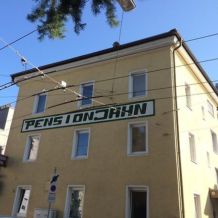 Pension Jahn Salzburgo Exterior foto