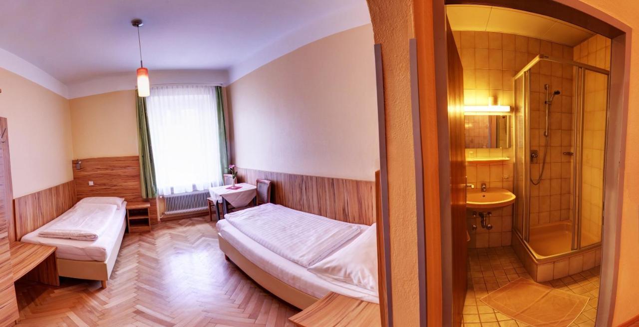 Pension Jahn Salzburgo Quarto foto